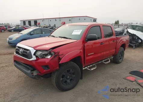 2014 Toyota Tacoma Base V6 z USA, uszkodzony, nr VIN 3TMLU4EN6EM141706